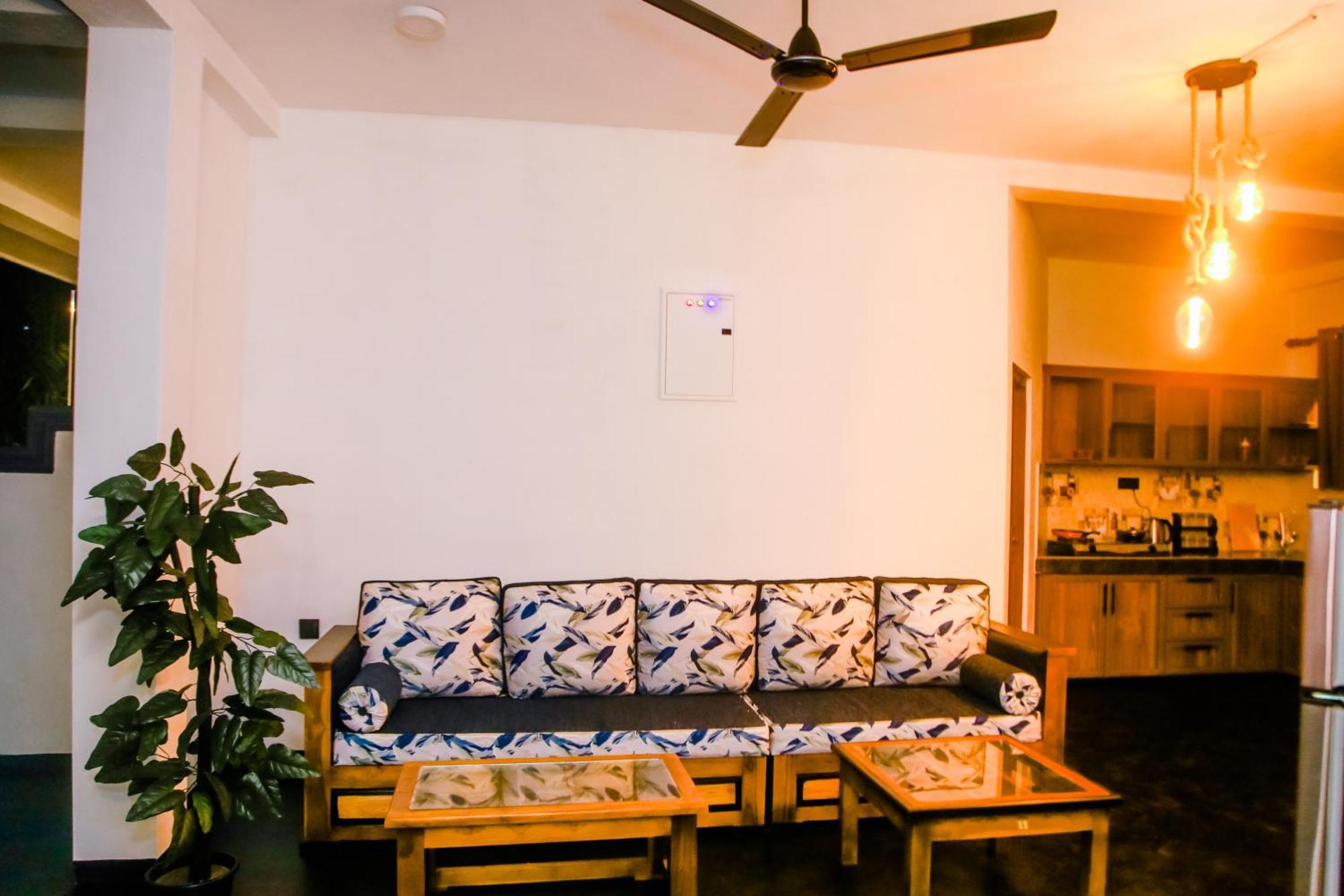 Little Angels Bed & Breakfast Mirissa Exterior photo