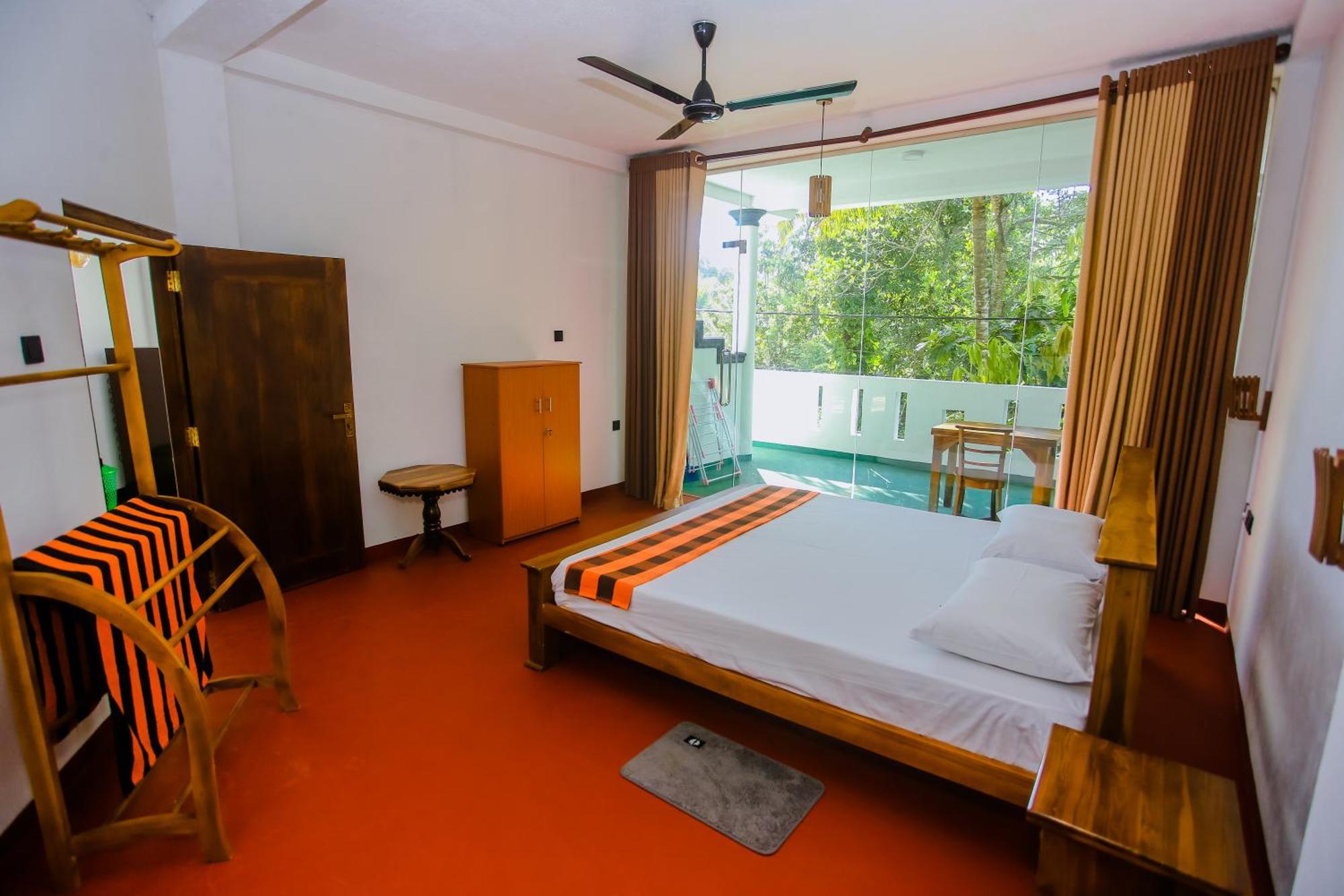 Little Angels Bed & Breakfast Mirissa Exterior photo